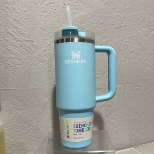 LIMITED EDITION Stanley 30oz Quencher H2.0 FlowState Tumbler, POWDER BLUE CRUSH